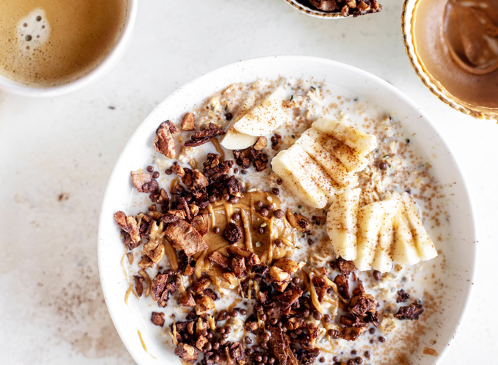 PEANUT BUTTER OATS WITH  CHOCOLATE GRANOLA
